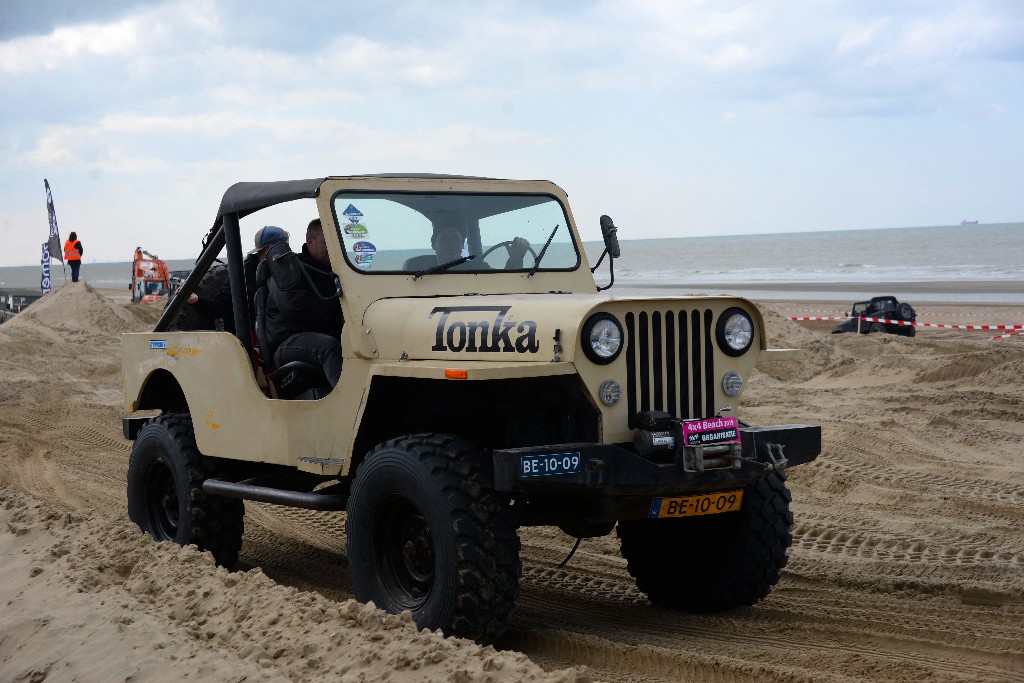 ../Images/4x4 Katwijk 2019 028.jpg